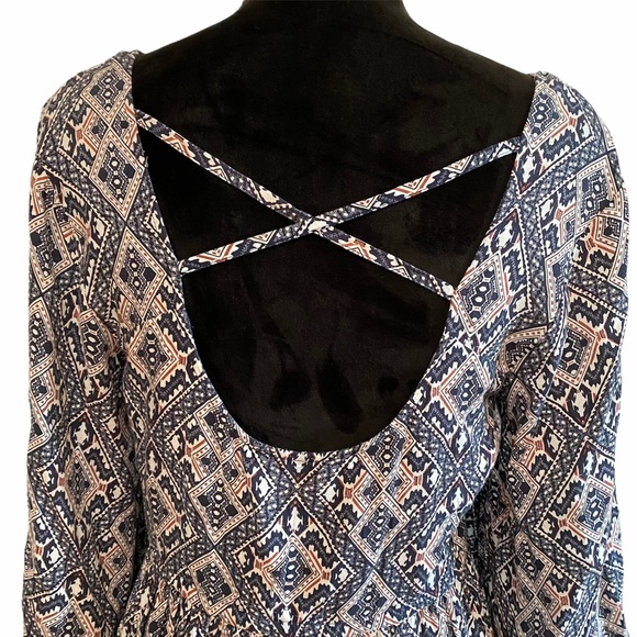 Francesca’s Blue Rain Bell Sleeve Mini Dress - Picture 9 of 10